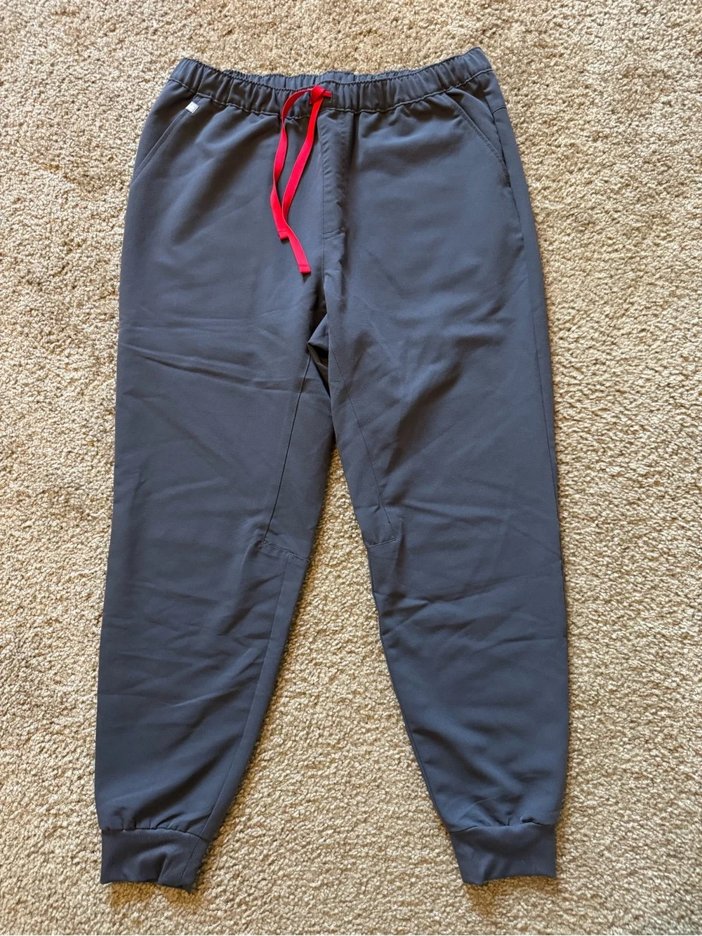FIGS men’s jogger scrub pant